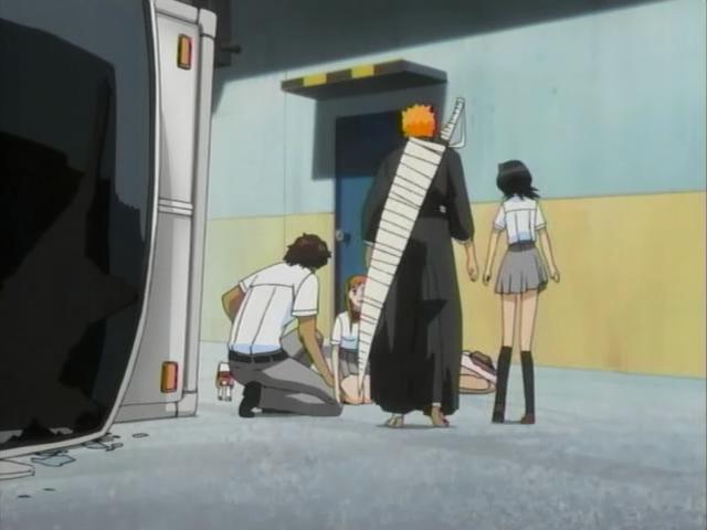 Otaku Gallery  / Anime e Manga / Bleach / Screen Shots / Episodi / 071 - Il momento dello scontro - Un mano malvagia si avvicina al Quincy / 070.jpg